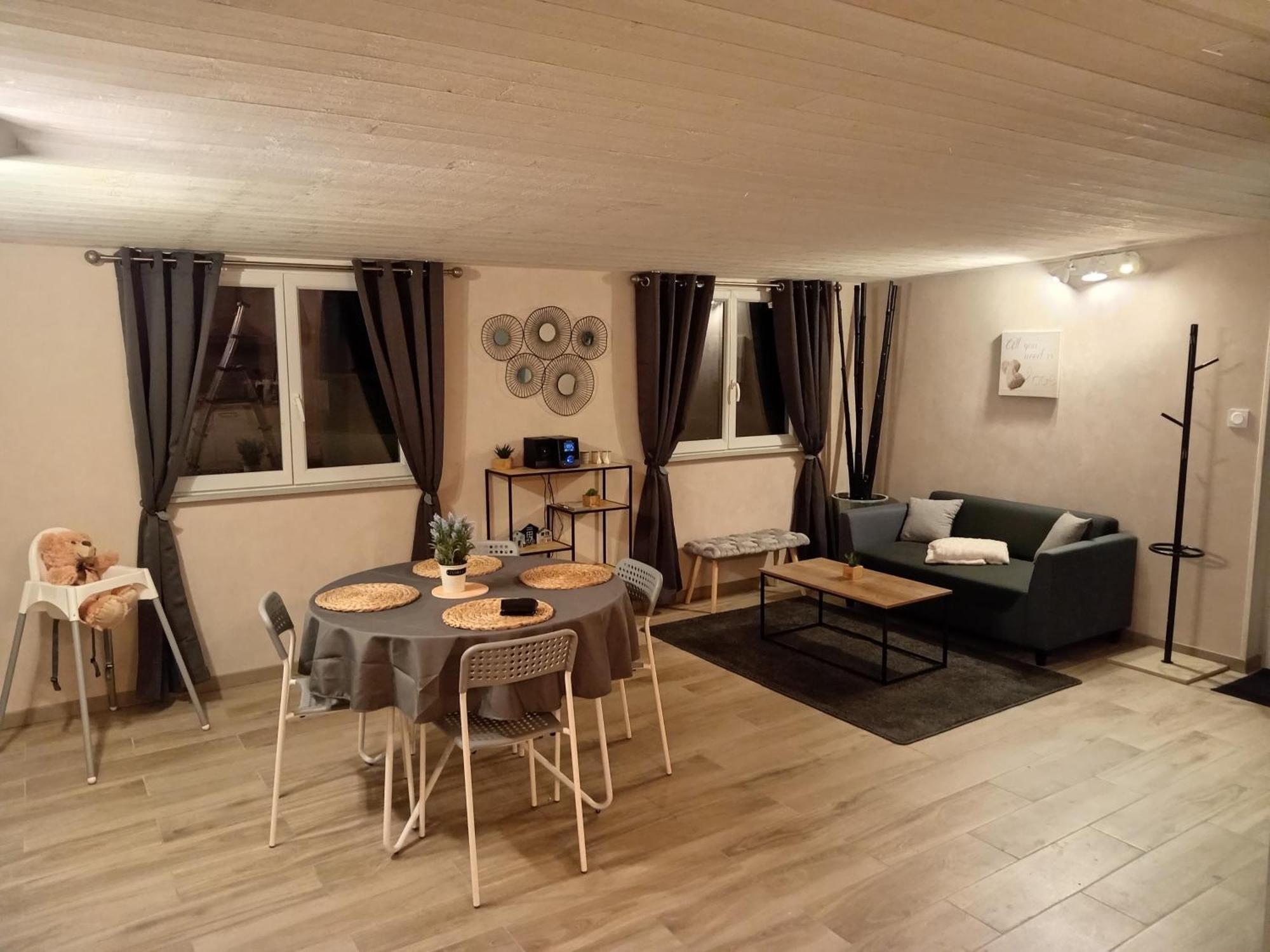 Cozycocoon Appartement Parcey Exterior photo